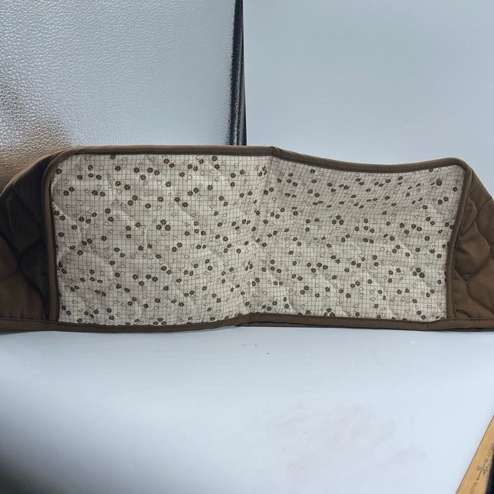 Vintage 1960s/70s 4 slice toaster quilted cover. Brown floral.